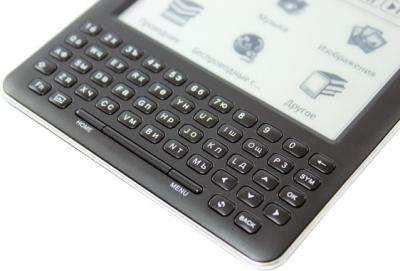 Электронная книга Ritmix RBK-750 Black (microSD 8Gb) - QWERTY-клавиатура