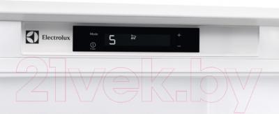 Встраиваемый холодильник Electrolux ERN3213AOW