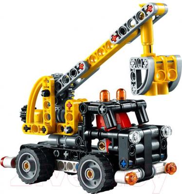 Конструктор Lego Technic Ремонтный автокран (42031)