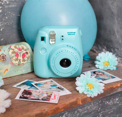 Фотоаппарат с мгновенной печатью Fujifilm Instax Mini 8 (голубой)