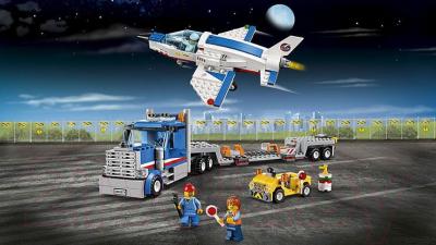 Конструктор Lego City Транспортер для учебных самолетов (60079)