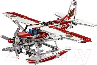 Конструктор Lego Technic Пожарный самолет (42040)