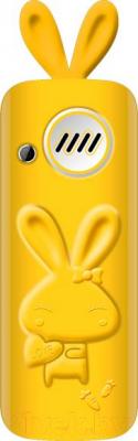 Мобильный телефон Maxvi J1 (желтый) - вид сзади в чехле