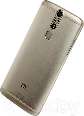 Смартфон ZTE Axon mini (золотой)