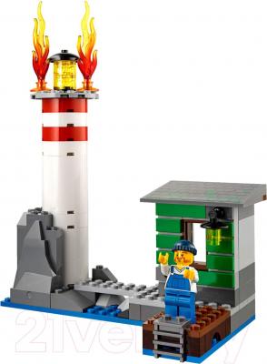 Конструктор Lego City Пожарный катер (60109)