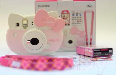 Фотоаппарат с мгновенной печатью Fujifilm Instax Mini Hello Kitty