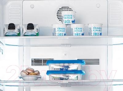 Холодильник с морозильником Beko CNE47520GB