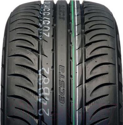 Летняя шина Kumho Ecsta SPT KU31 245/40R18 97Y