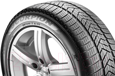 Зимняя шина Pirelli Scorpion Winter 235/60R18 107H