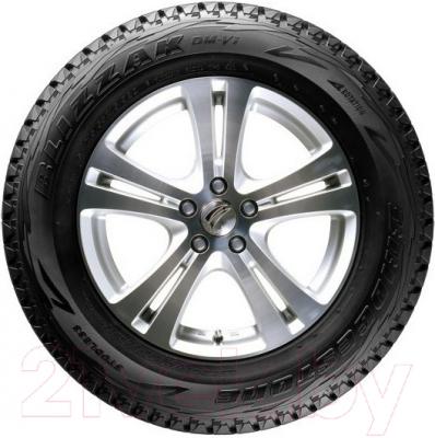 Зимняя шина Bridgestone Blizzak DM-V1 255/60R18 112R