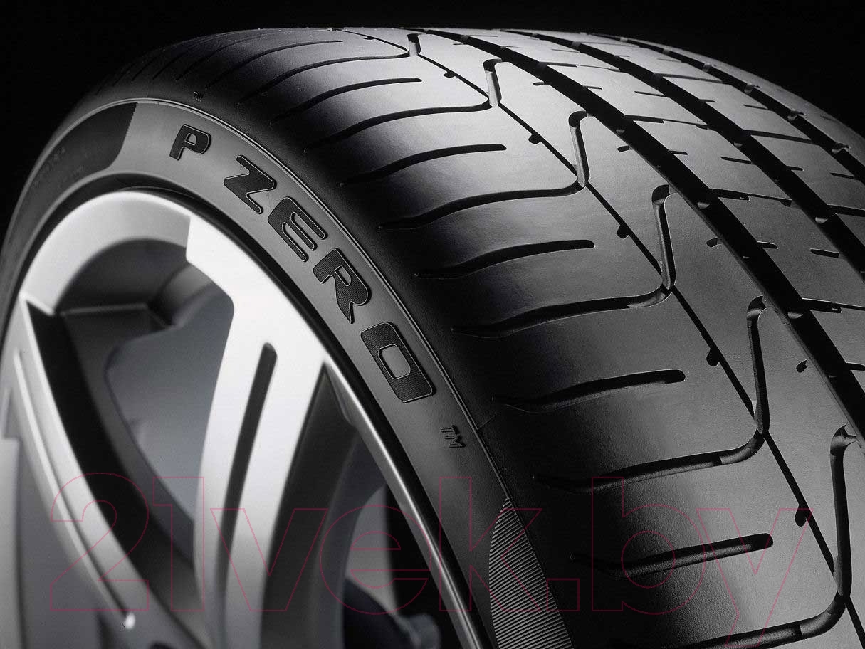 Летняя шина Pirelli P Zero 295/35R21 107Y