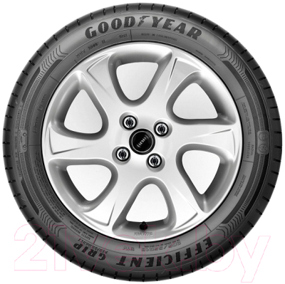 Летняя шина Goodyear EfficientGrip Performance 215/45R17 91W