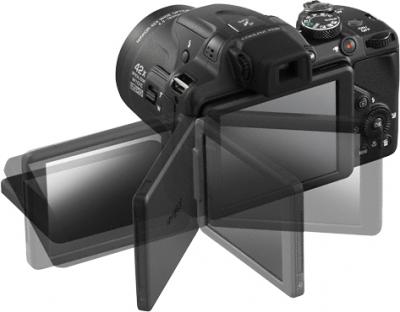 Компактный фотоаппарат Nikon Coolpix P520 Silver - поворотный экран