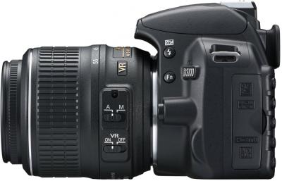 Зеркальный фотоаппарат Nikon D3100 Kit 18-55mm VR + 55-200mm VR - вид сбоку