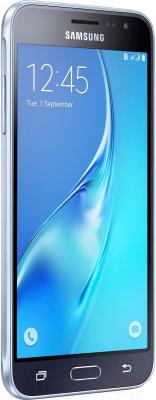 Смартфон Samsung Galaxy J3 (2016) / J320F/DS (черный)