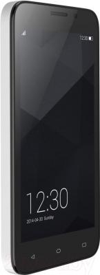 Смартфон Micromax Bolt Q379 (белый)