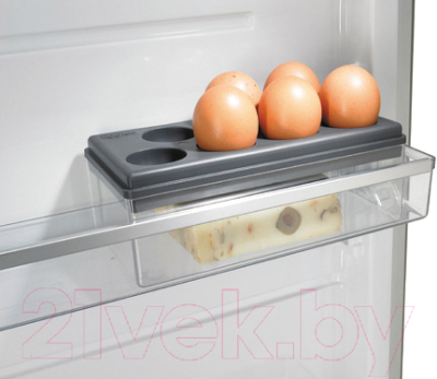 Холодильник с морозильником Gorenje NRK6192MCH