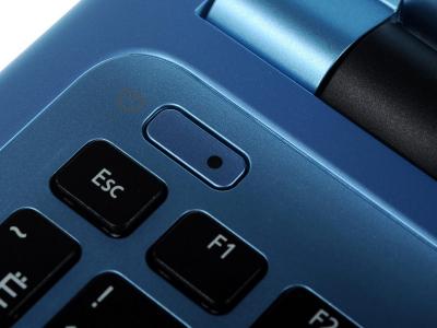 Ноутбук Acer V5-571G-33224G75MABB (NX.M53EU.001) - кнопка включения