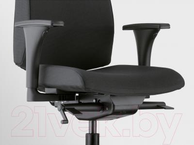 Кресло офисное Ikea Вольмар 391.372.43 (черный) - вид спереди