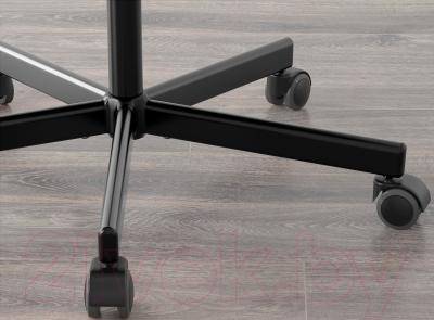 Стул офисный Ikea Сколберг/Споррен 990.236.01 (черный) - колесики автоматически блокируются, когда стул не используется