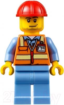 Конструктор Lego City Служба аэропорта для важных клиентов (60102)
