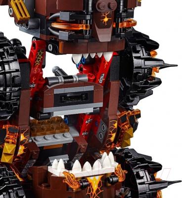Конструктор Lego Nexo Knights Роковое наступление Генерала Магмара (70321)
