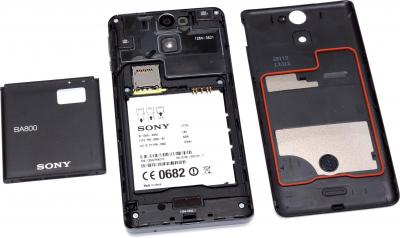 Смартфон Sony Xperia V (LT25i) Black - в разобранном виде