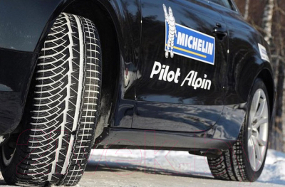 Зимняя шина Michelin Pilot Alpin PA4 255/35R20 97W