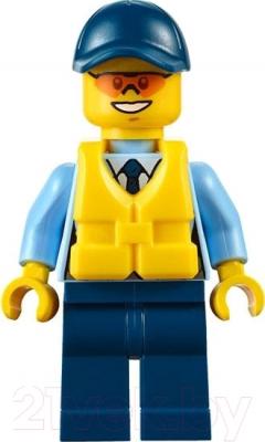 Конструктор Lego City Побег в шине 60126