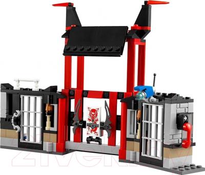 Конструктор Lego Ninjago Побег из тюрьмы Криптариум 70591