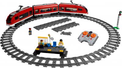 Конструктор Lego City Пассажирский поезд (7938) - общий вид