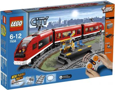 Конструктор Lego City Пассажирский поезд (7938) - общий вид