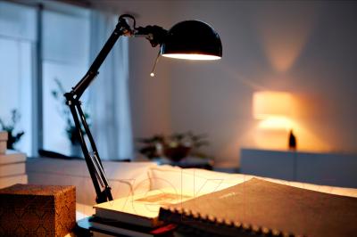 Настольная лампа Ikea Форсо 001.467.76