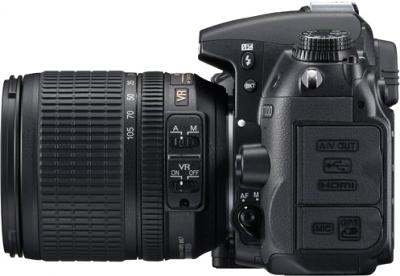 Зеркальный фотоаппарат Nikon D7000 Kit 18-55mm VR - вид слева