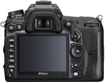 Зеркальный фотоаппарат Nikon D7000 Kit 18-55mm VR - вид сзади