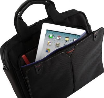 Сумка для ноутбука Targus Classic + Toploading Black (CN514EU-50) - вид изнутри с iPad