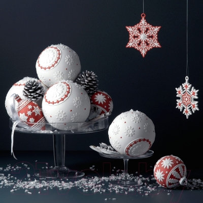 Елочная игрушка Wedgwood  Christmas 2015 "Snowflake Teardrop Red" - вид коллекции