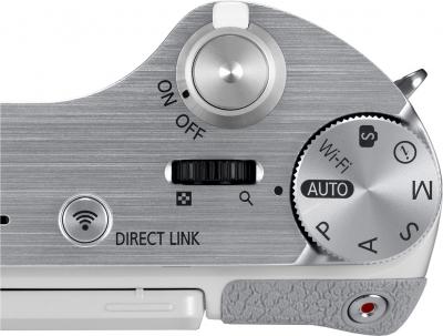 Беззеркальный фотоаппарат Samsung NX300 Kit 18-55mm White-Silver (EV-NX300ZBQURU) - элементы управления