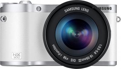 Беззеркальный фотоаппарат Samsung NX300 Kit 18-55mm White-Silver (EV-NX300ZBQURU) - вид спереди
