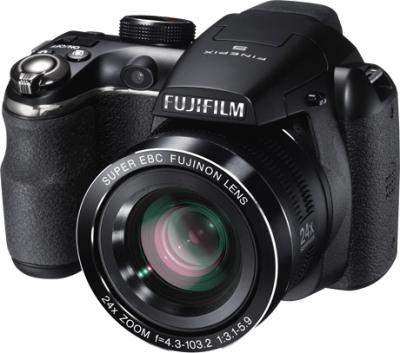 Компактный фотоаппарат Fujifilm FinePix S4300 Black - общий вид