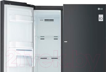 Холодильник с морозильником LG GC-M257UGBM