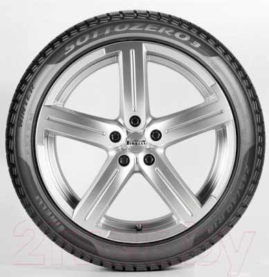 Зимняя шина Pirelli Winter Sottozero 3 215/45R17 91H