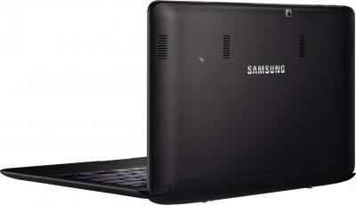 Планшет Samsung ATIV Smart PC Pro 64GB 3G (XE700T1C-H02RU) - вид сзади с клавиатурой