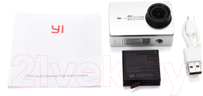 Экшн-камера Xiaomi YI 4K Travel Edition / 77695 (белый)