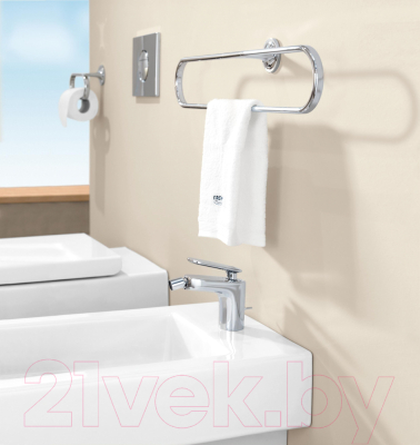 Смеситель GROHE Veris 32193000