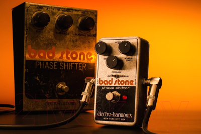 Педаль электрогитарная Electro-Harmonix Bad Stone Phase Shifter