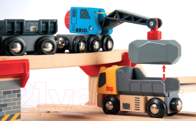 Железная дорога игрушечная Brio Дорога с автодорогой 33210 (переездом и мостом)