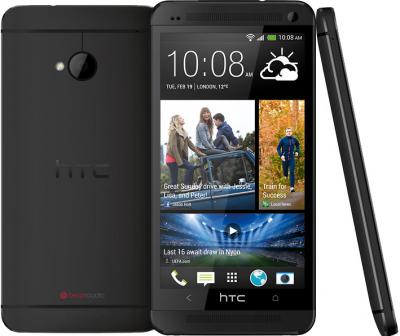 Смартфон HTC One Black - сзади, спереди и боком