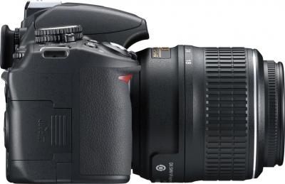 Зеркальный фотоаппарат Nikon D3100 Kit 18-55mm II - вид сбоку