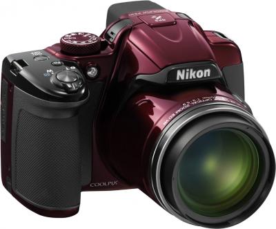 Компактный фотоаппарат Nikon Coolpix P520 Red - общий вид